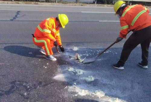 临渭公路下沉注浆加固